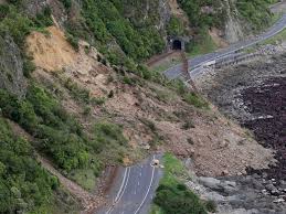 Eén van de schuldigen voor die gevoeligheid is de alpinebreuklijn heeft in de laatste 900 jaar vier aardbevingen veroorzaakt. 9 Foto S Van De Chaos Na De Aardbeving In Nieuw Zeeland Zo N 60 Nederlandse Toeristen Zitten Vast