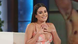 Lea Michele Says She's 'Definitely' Comfortable Being Naked, Hilariously  Plays 'Who'd You Rather?' | Entertainment Tonight