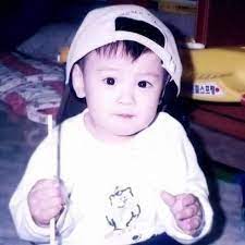 Selain aktif menjadi anggota dari boygroup astro, cha eun woo juga merupakan seorang aktor yang menarik banyak perhatian penonton. Baby Astro Cha Eunwoo Foto Masa Kecil Aktor Korea Aktris