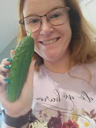 CukeCukesandMoreCukes Does anyone have a good refrigerator pickle (24hr  pickle) recipe??? I use the recipe that my mother uses, but I'm curious  about adding a little diversity. TIA! ~Brad~