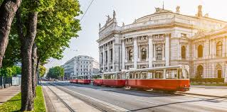 Located around 5 km from belvedere palace, the hotel with free wifi is also 5 km away from schönbrunn palace. Holiday Inn Vienna South Ab 89 Travelcircus