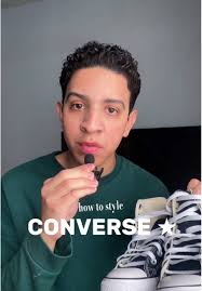 Como Combinar Los Tenis Negros Converse Bajitos