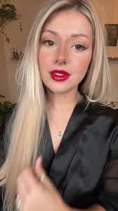 Jessie Rivers's Instagram, Twitter & Facebook