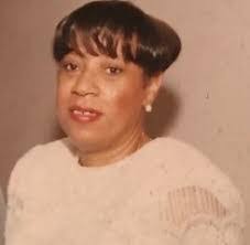 Charlotte Mathis's Instagram, Twitter & Facebook