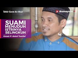 Biasanya surat yasin sering dibaca oleh masyarakat indonesia. Tafsir Surat An Nuur 04 Suami Menuduh Istrinya Selingkuh Ustadz M Abduh Tuasikal Youtube