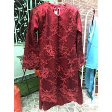 Gamis ini juga diberi taburan payet motif minimalis jadi model gamis yang sederhana namun tetap ber. Buy Baju Kurung Moden Maroon Seetracker Malaysia