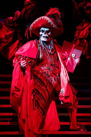 Pin By Vivian Malcolm On Pictures I Love In 2020 Phantom Of The Opera Opera Show Opera Ghost