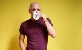 Ronnie junto a ernestina pais y el staff de mañanas informales, recordó. Ronnie Arias Recordo Con Que Conductora No Volveria A Trabajar Infoveloz Com