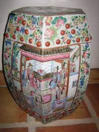 Antique Chinese Porcelain Famille Rose Garden Seat L 19th Century These Make Very Nice Indoor Or Enclosed Patio Room Accessorie Arte Chinesa Ceramica Arte
