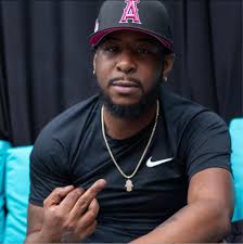 WAKING UP IN ANOTHER COUNTRY IS ALWAYS A BLESSING. HAPPY BIRTHDAY TO ME ALL  THE WAY FROM THAILAND 🇹🇭❤️