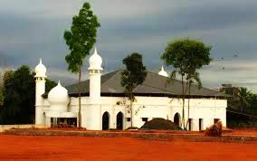 Alwaye hotels map is available on the target page linked above. Aluva 2021 36 Places To Visit In Kerala Top Things To Do Reviews Best Tourist Places To Visit For 4 7 Days Photo Gallery Hellotravel India