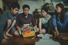 Ada dua jenis sinopsis yakni sinopsis tulisan lengkap dan sinopsis sebagai persiapan munulis ide. Sinopsis Parasite Film Terbaik Oscar 2020