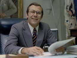 Donald rumsfeld served under president george w. Sdva Yhcnyfgm