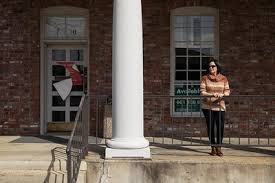 24 regions bank branch locations in nashville, tn. Banks Shutter 1 700 Branches In Fastest Decline On Record Wsj