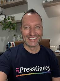 Jennifer Campagna's Instagram, Twitter & Facebook