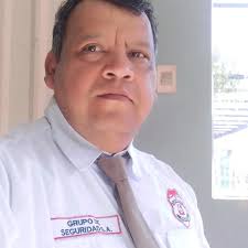 Colorados de PEDRO JUAN CABALLERO dan su apoyo al Diputado juancho Acosta y  estan en vigilia permanente , ya que su domicilio fue blanco de escrache  estando el Diputado por la Capital