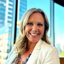 Lisa Classen's Instagram, Twitter & Facebook