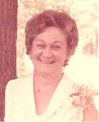 Nona Ware's Instagram, Twitter & Facebook