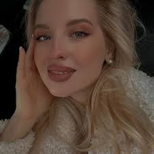 Kenny Fogleman's Instagram, Twitter & Facebook