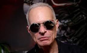 DAVID LEE ROTH: 'The Warner Recordings 1985-1994' Box Set Due In February