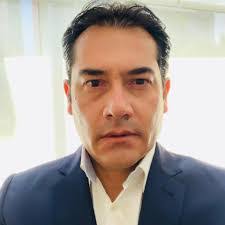 Alex Becerril's Instagram, Twitter & Facebook