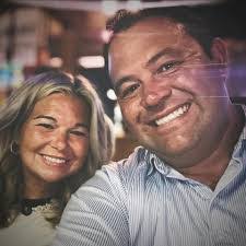 Melinda Merrick's Instagram, Twitter & Facebook