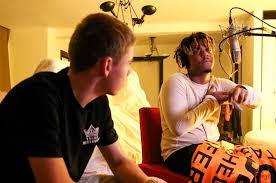 Juice wrld, marshmello, the kid laroi. The Kid Laroi Shares New Song Reminds Me Of You Featuring Juice Wrld Pm Studio World Wide Music News