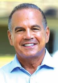 Dean Pimentel's Instagram, Twitter & Facebook