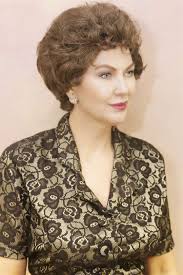 QnA with singer Sue Lowry who performs Patsy Cline songs when she comes to  Nairn