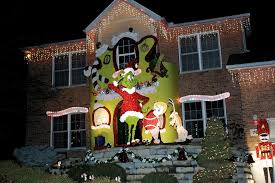 30 Grinch Christmas Decorations Ideas Magment In 2020 Grinch Christmas Decorations Grinch Christmas Decorations Outdoor Outdoor Christmas Decorations
