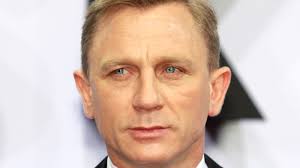 Sein name ist bond, james bond! 35 Think This Daniel Craig James Bond Moment Went Too Far