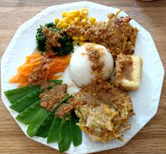 The simplicity of pecel preparation and its cheap price have contributed to its popularity throughout java. Another Indonesian Vegan Recipe Nasi Pecel Sayur Indonesian Salad With Peanut Dressing Steemit