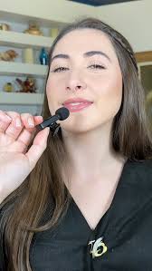 Uma tendência ótima pra você usar nessa estação ✨❤️ BROCHES ✨❤️, #broche  #joia #joias #medalhaopersa #joiasfemininas