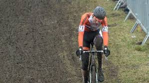 Fernando alonso bereitet sich in der schweiz auf dem rennrad auf die neue saison vor. Van Der Poel Zum 4 Mal Cross Weltmeister Dorigoni 24 Rennrad Sportnews Bz