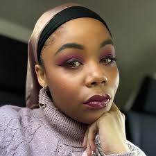 This is how I stiffen my crochet snowflakes (and other flat crochet  shapes). No exact amounts, it's really just glue (or mod podge) diluted  with water. More glue = more stiff. The