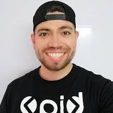 Alexander Nieves's Instagram, Twitter & Facebook