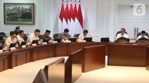 Background foto presiden terlihat keren hd free Survei Masyarakat Yakin Presiden Jokowi Mampu Tangani Pandemi Bisnis Liputan6 Com