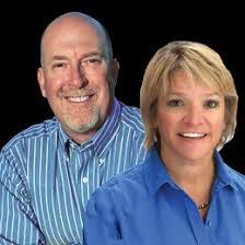 Deanna Moran's Instagram, Twitter & Facebook