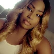 Tonya Dessasau's Instagram, Twitter & Facebook