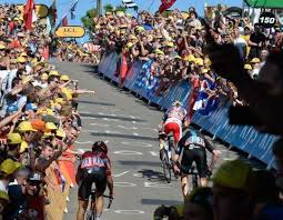 Before the race climbed the mur de huy, some other girls rode up while filming something. La Fleche Wallonne 2022 Sports Tours International