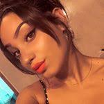 Lisa Capponi's Instagram, Twitter & Facebook