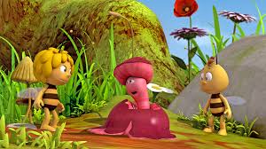 Foto einer biene beschriften, auf der hinterseite befindet sich ein infotext zum kurzen leben der. Die Biene Maja Abenteuer Auf Der Klatschmohnwiese Zdftivi