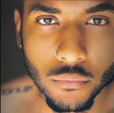 Damian Lee's Instagram, Twitter & Facebook