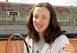 Iga swiatek's racquet is one of my favorite racquets from 2019, the prince textreme tour 100. Byly Sponsor Zazadal Od Igi Swiatek Ogromnej Sumy Zadoscuczynienia Mloda Tenisistka Spotka Sie Z Nim W Sadzie Zostala Pozwana Zycie