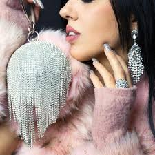 Amazon.com: Hicarer 3 Rows Crystal Rhinestone Chain Strips 3 Yard x 0.47  Inch Chain Trim for Sewing Craft, DIY, Wedding, Jewelry, Decoration (White  Rhinestone with Silver Base)