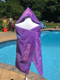 Shop monogrammed towels and solid towel sets at horchow. Disney Sofia The First Hooded Beach Towel Bath Wrap Sofia Personaliz Just4kidos