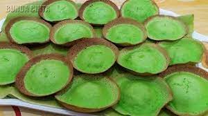 Apam barabai serabi saya akan menceritakan makanan didaerah saya yaitu kue apam dan serabi yang menjadi ciri khas makanan orang barabai. Cara Membuat Apem Renda Pandan Youtube