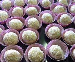 Kokos Biskuit Schneeballe Rezept Schneeballe Rezept Rezepte Backen Weihnachten Biskuit
