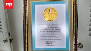 Check spelling or type a new query. Dimulai Grup Wa Karangan Bunga Ahok Djarot Datang Juga Dari Luar Negeri Merahputih
