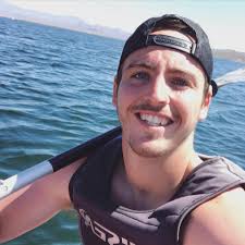 Anyone know where there's a low mile 2004-2006 at tranny ?